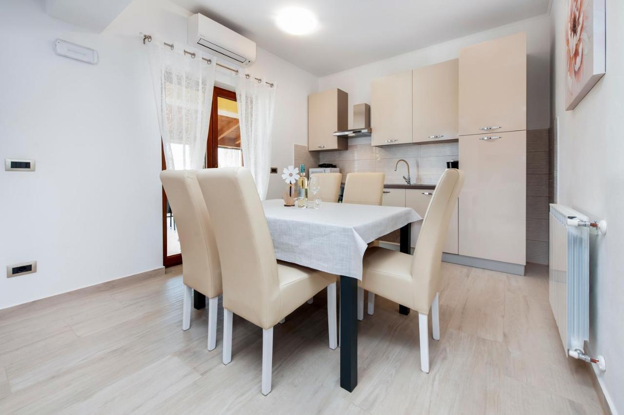 Comfort Apartments Karla Rovinj Ngoại thất bức ảnh