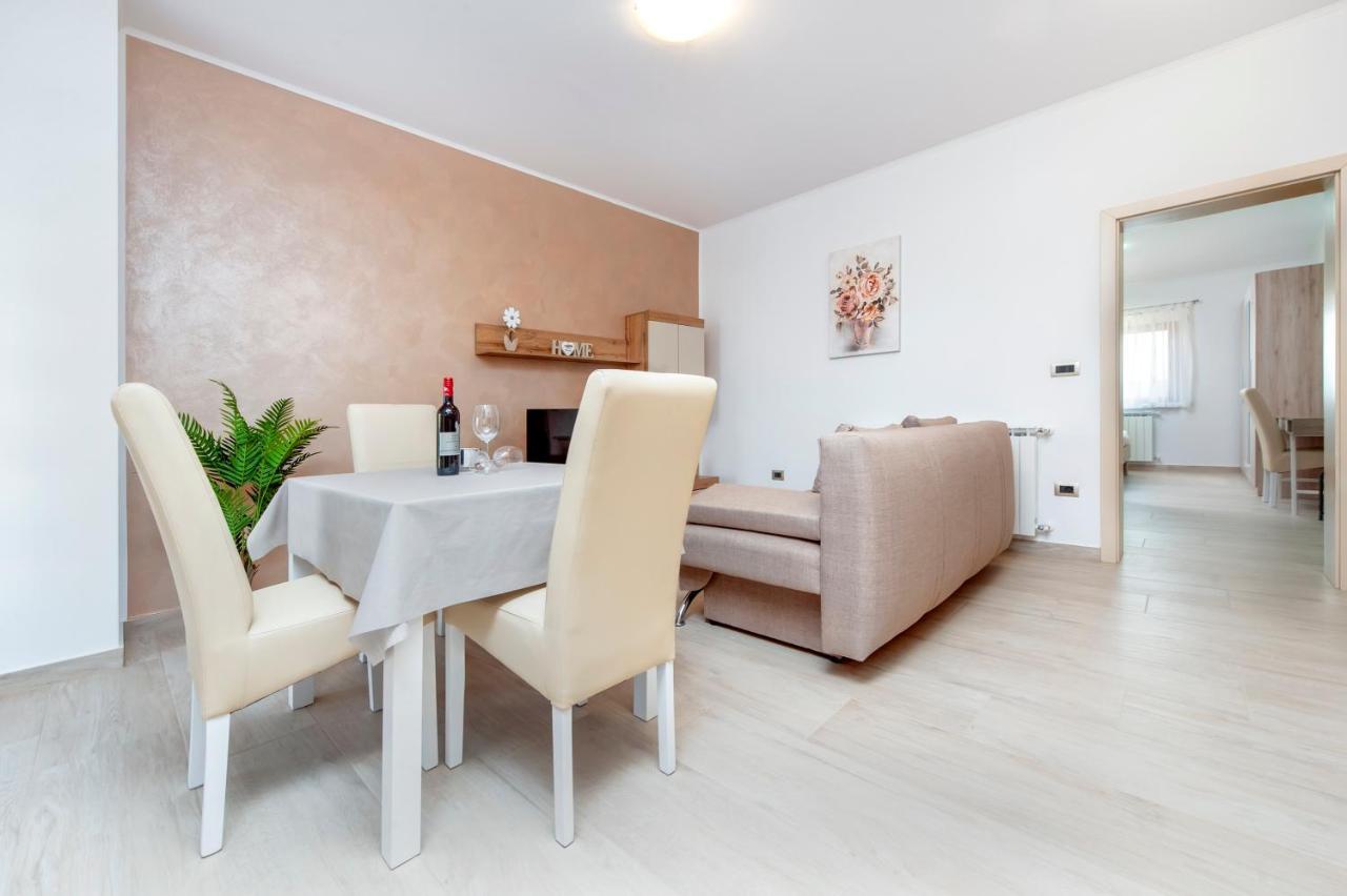 Comfort Apartments Karla Rovinj Ngoại thất bức ảnh