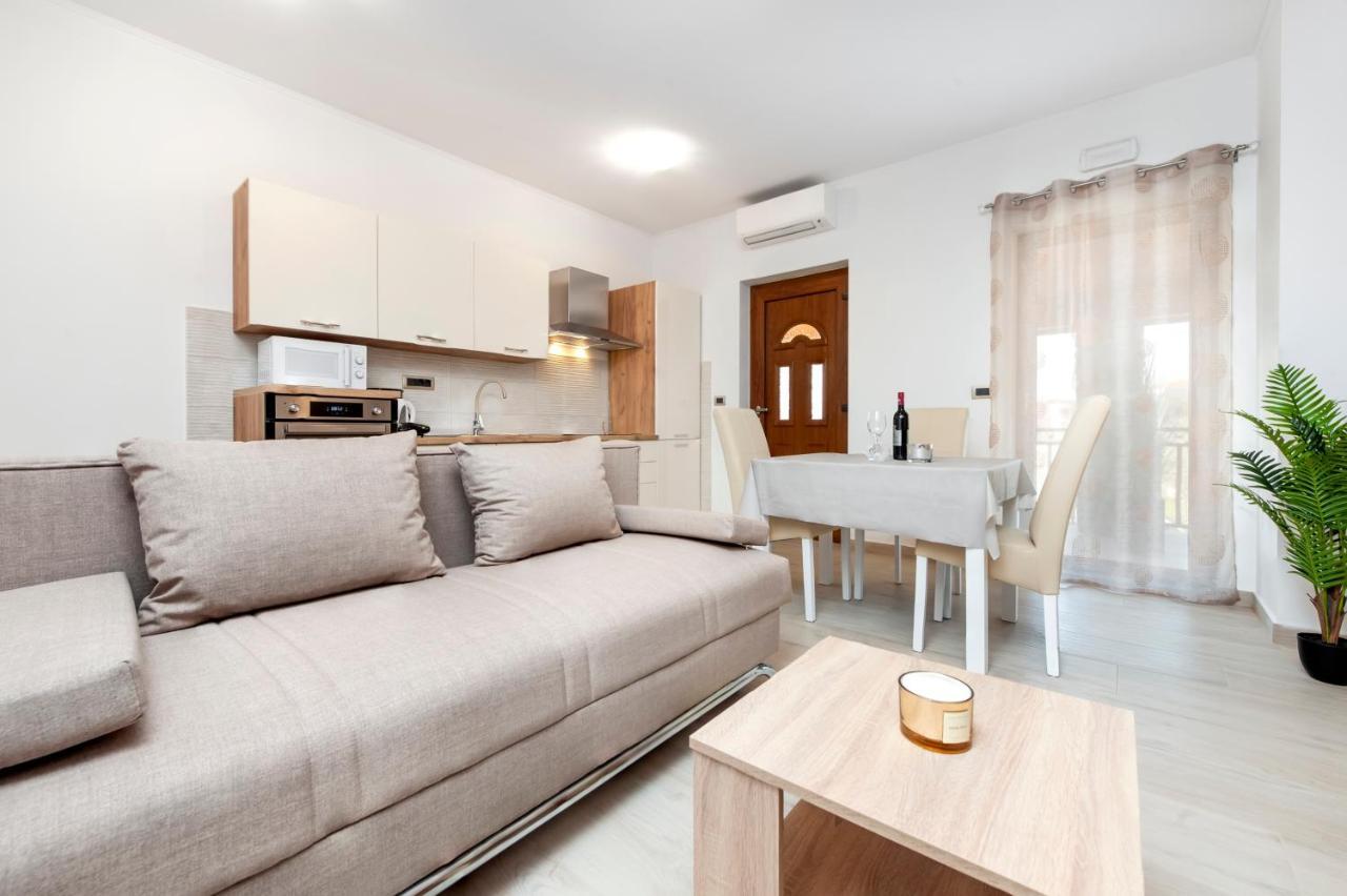 Comfort Apartments Karla Rovinj Ngoại thất bức ảnh